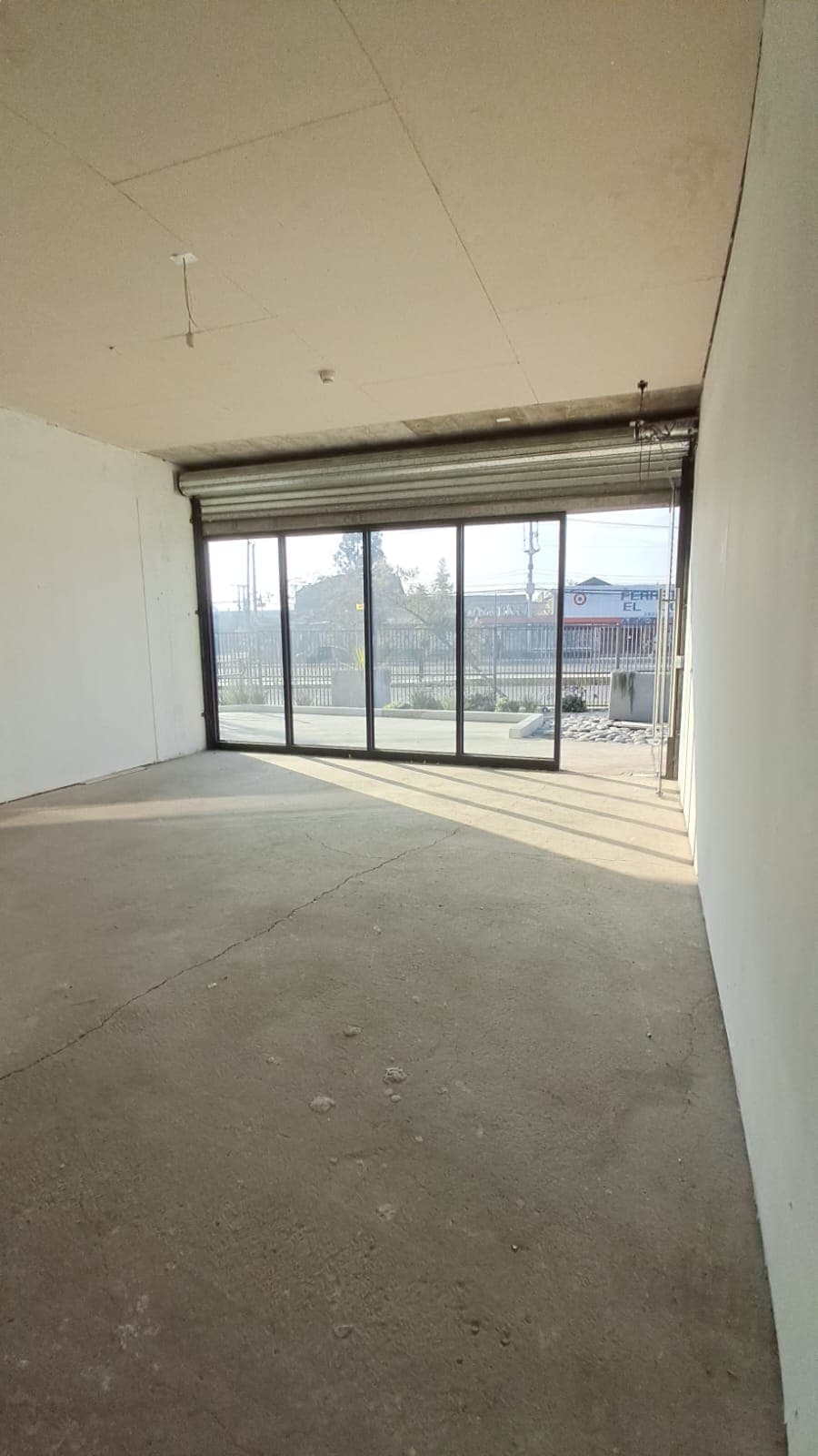 Local 2 - Edificio Toledo Rent